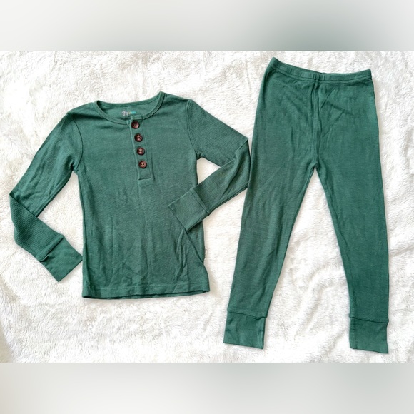 Like New Gigi and Max Pj Set - Picture 2 of 5